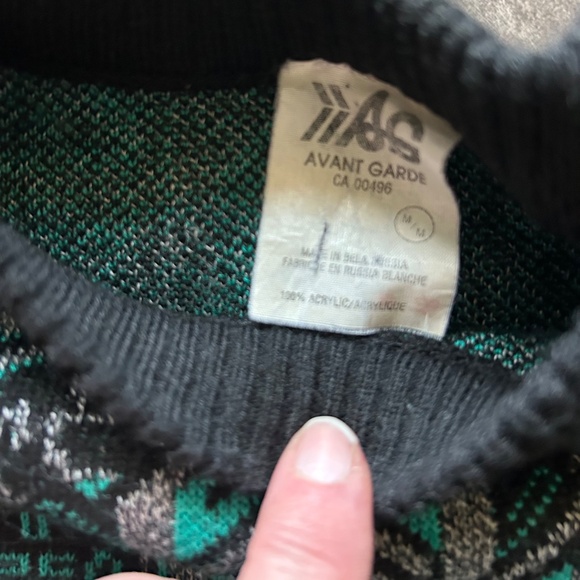 Vintage Turquoise & Black Sweater 100% Acrylic Sweater - Size Medium - Picture 4 of 4